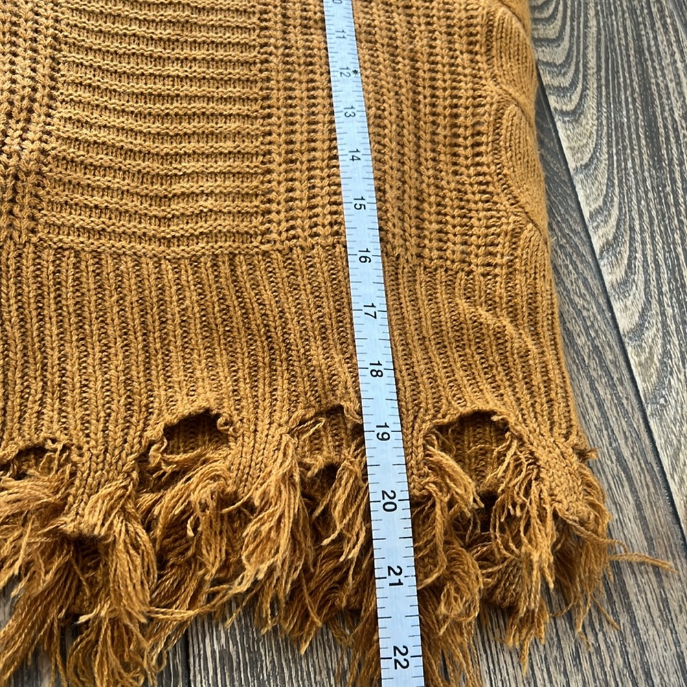 Distressed Cable V-Neck Sweater - Rust - Picture 7 of 8